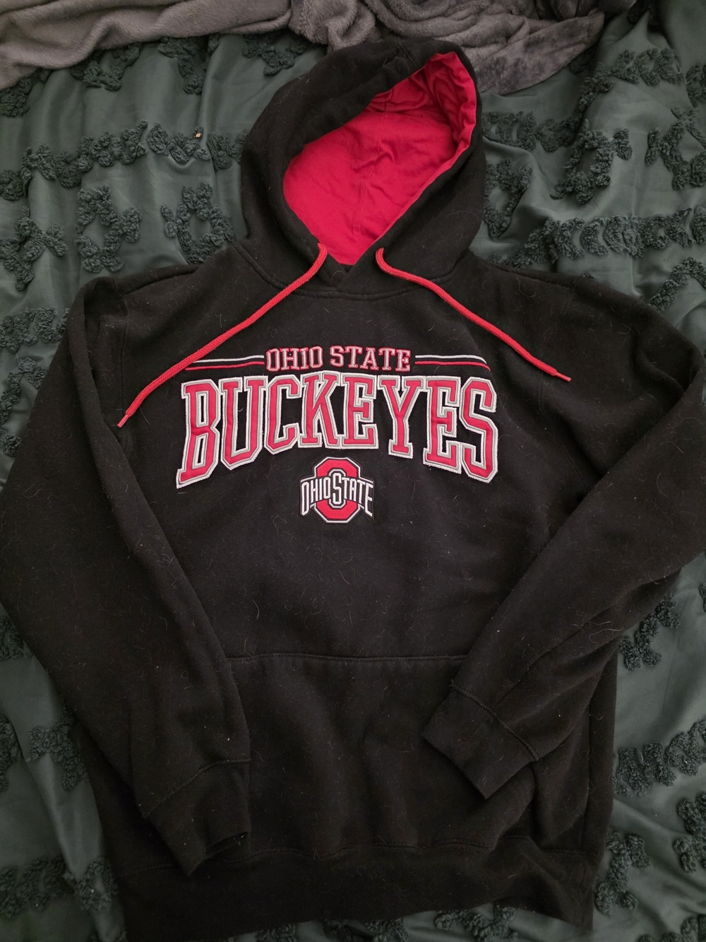 Colosseum Black and Red Ohio State Buckeyes Hoodie